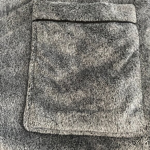 Daniel Buchler Shawl Collar Plush Tie Waist Polyester Robe Charcoal L/XL NWT - Picture 15 of 16